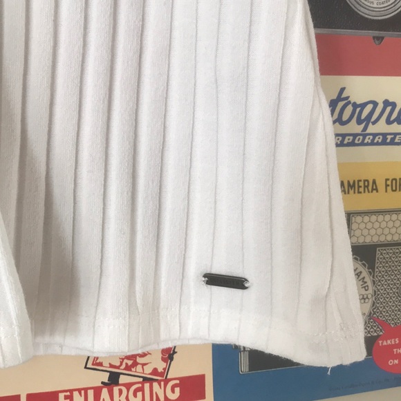 White🐚 - Picture 3 of 5